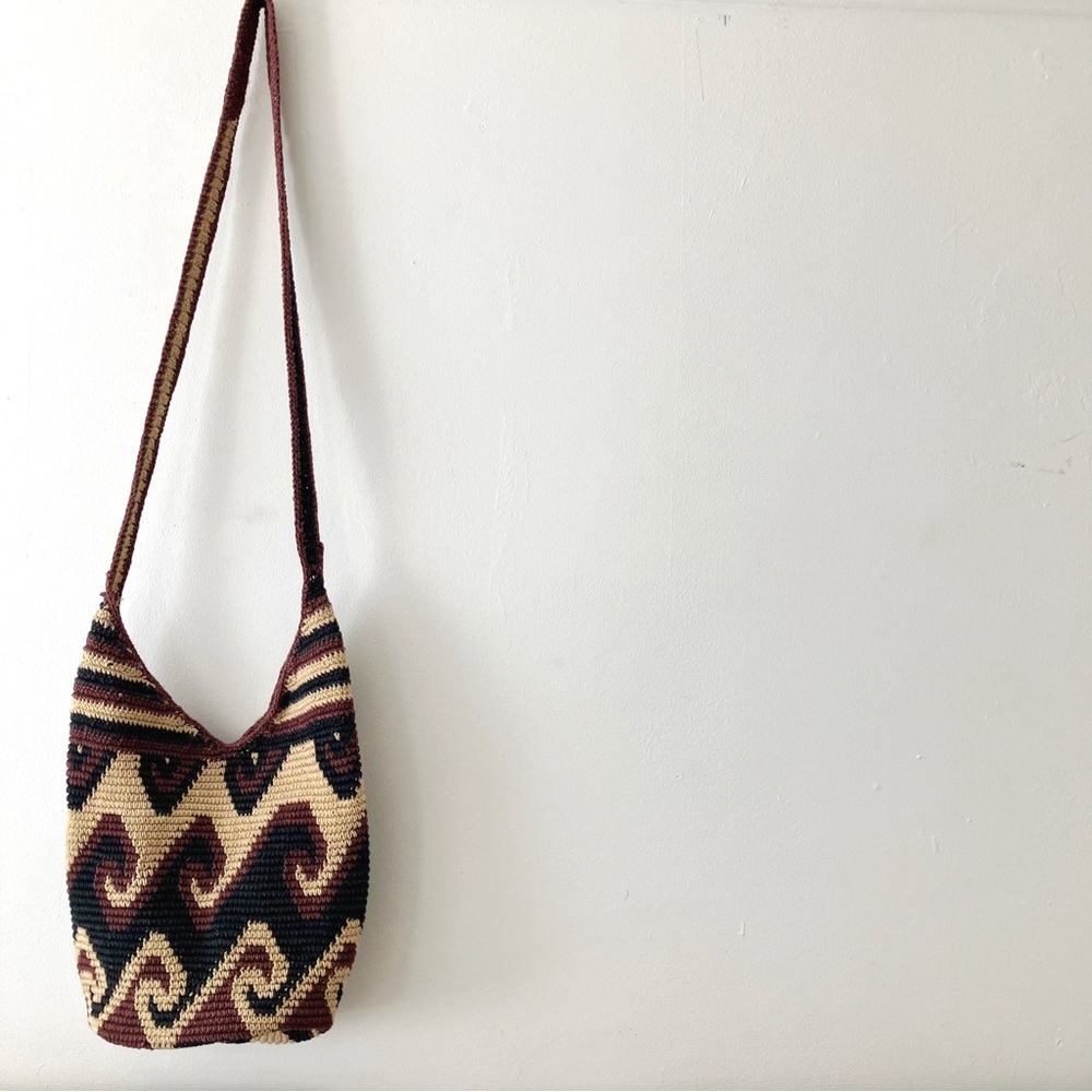 Vintage • Woven Bucket Bag in Neutral Anthora